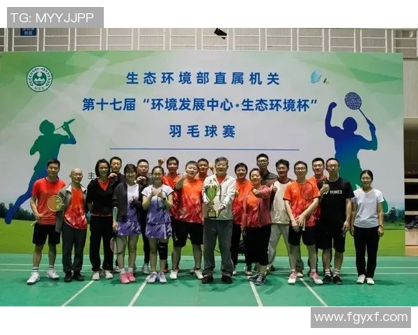 广州羽毛球队在洲际杯中的默契配合展现团队精神与竞技实力